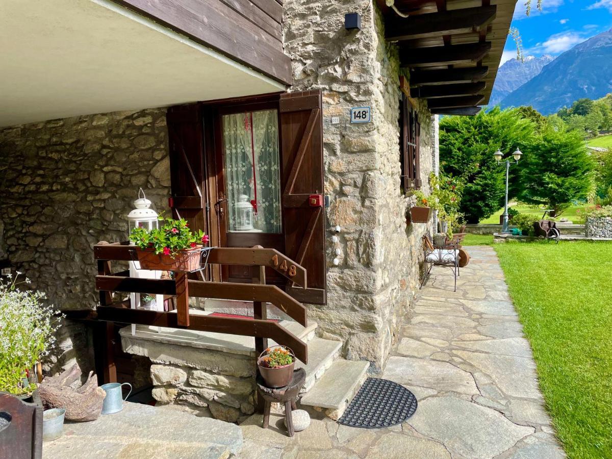 Maison La Chapelle Aosta Bagian luar foto